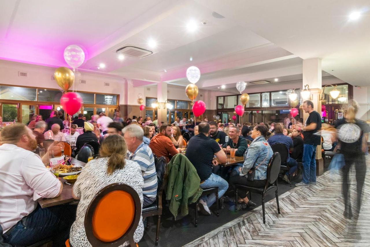 Hotel Queanbeyan Canberra Экстерьер фото